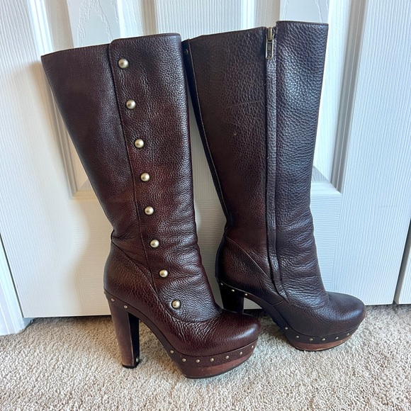 UGG Cosima leather studded boots - Picture 3 of 7